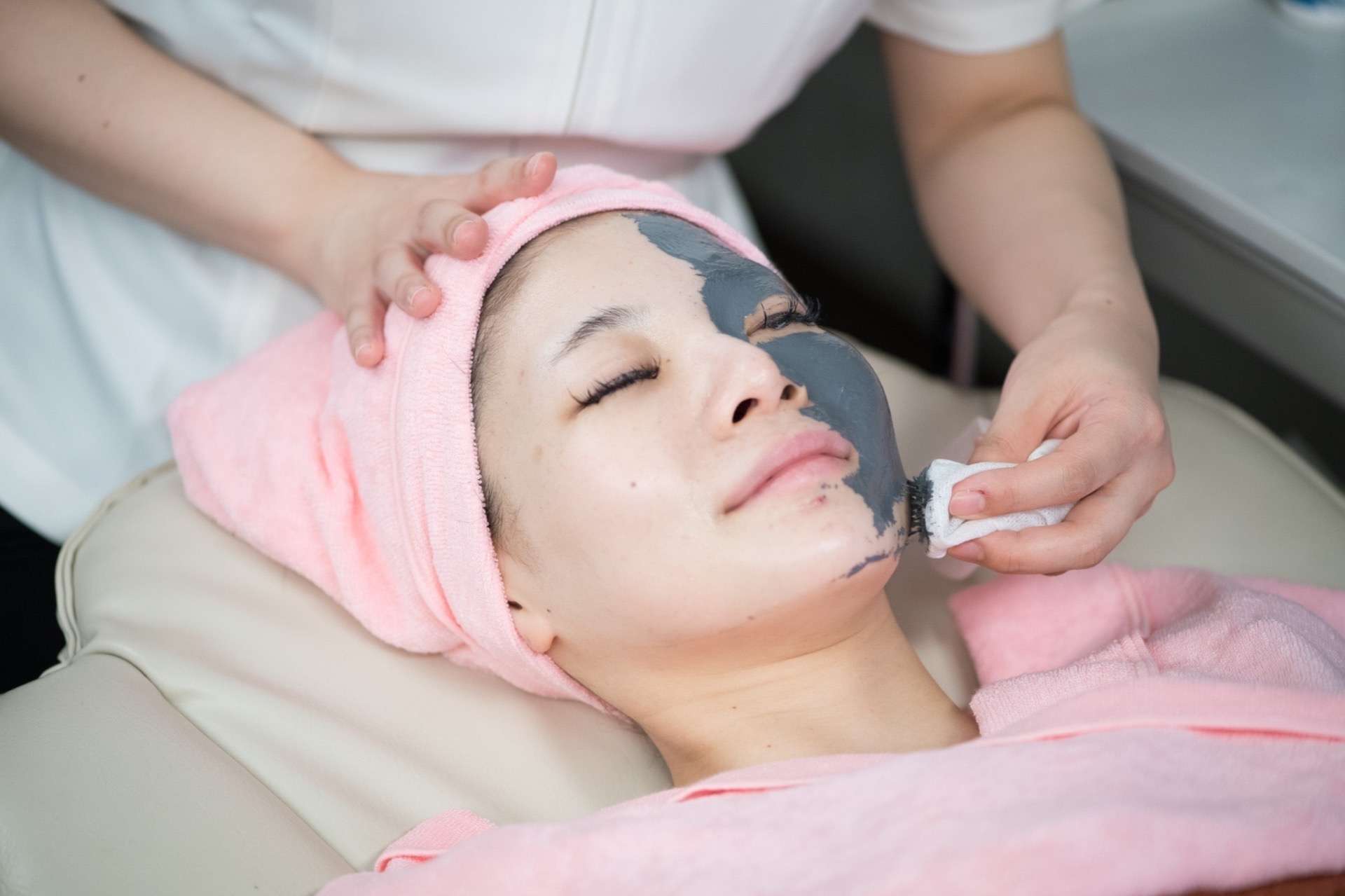 毛穴、美白、シミ改善!瞬間美白☆復元パック